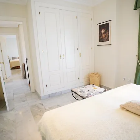 Apartment Cozy In Puerto Banus