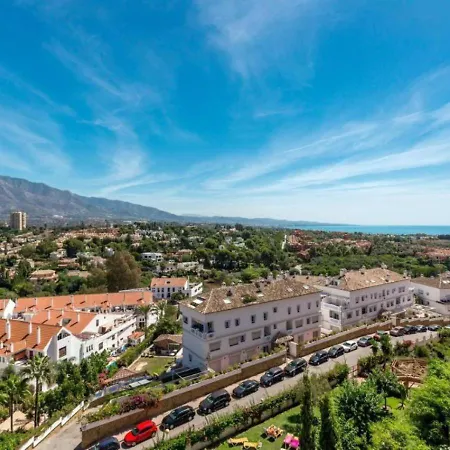 Cozy In Puerto Banus
