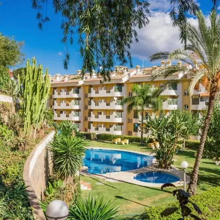 Cozy In Puerto Banus Apartment