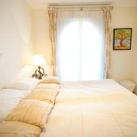 Cozy In Puerto Banus Apartment